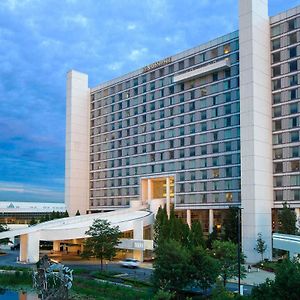 Renaissance Schaumburg Convention Center Hotel